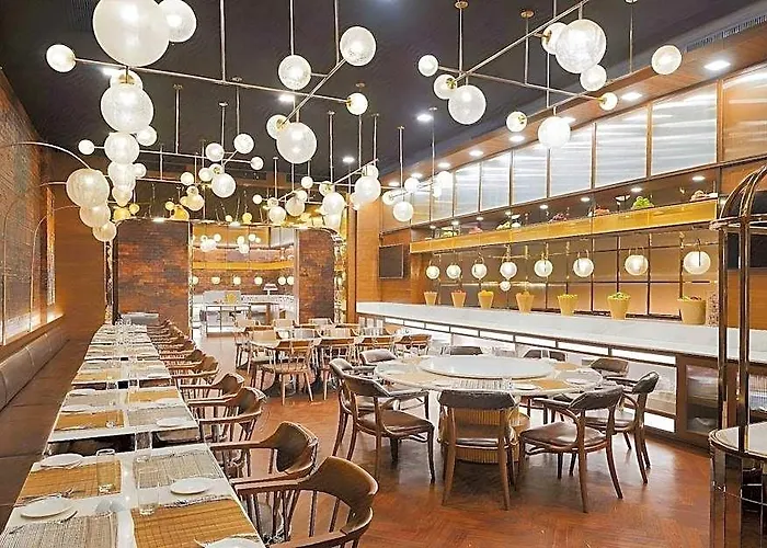Aira Sukhumvit 11 By Kingston Bangkok