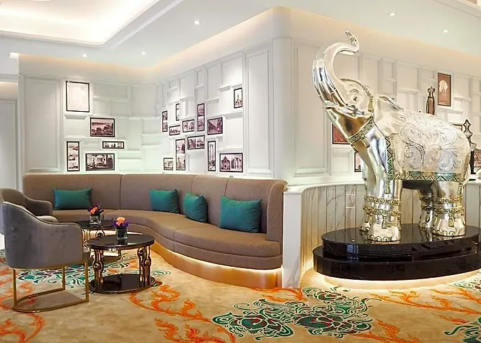 Aira Sukhumvit 11 By Kingston 4*