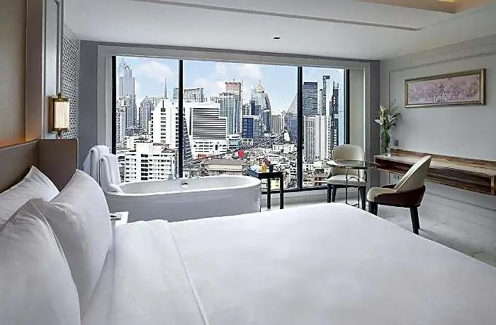 Aira Sukhumvit 11 By Kingston Bangkok